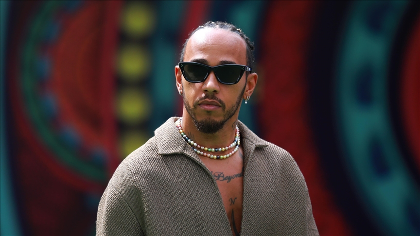 F1 pilotu Lewis Hamilton'dan büyük tepki!