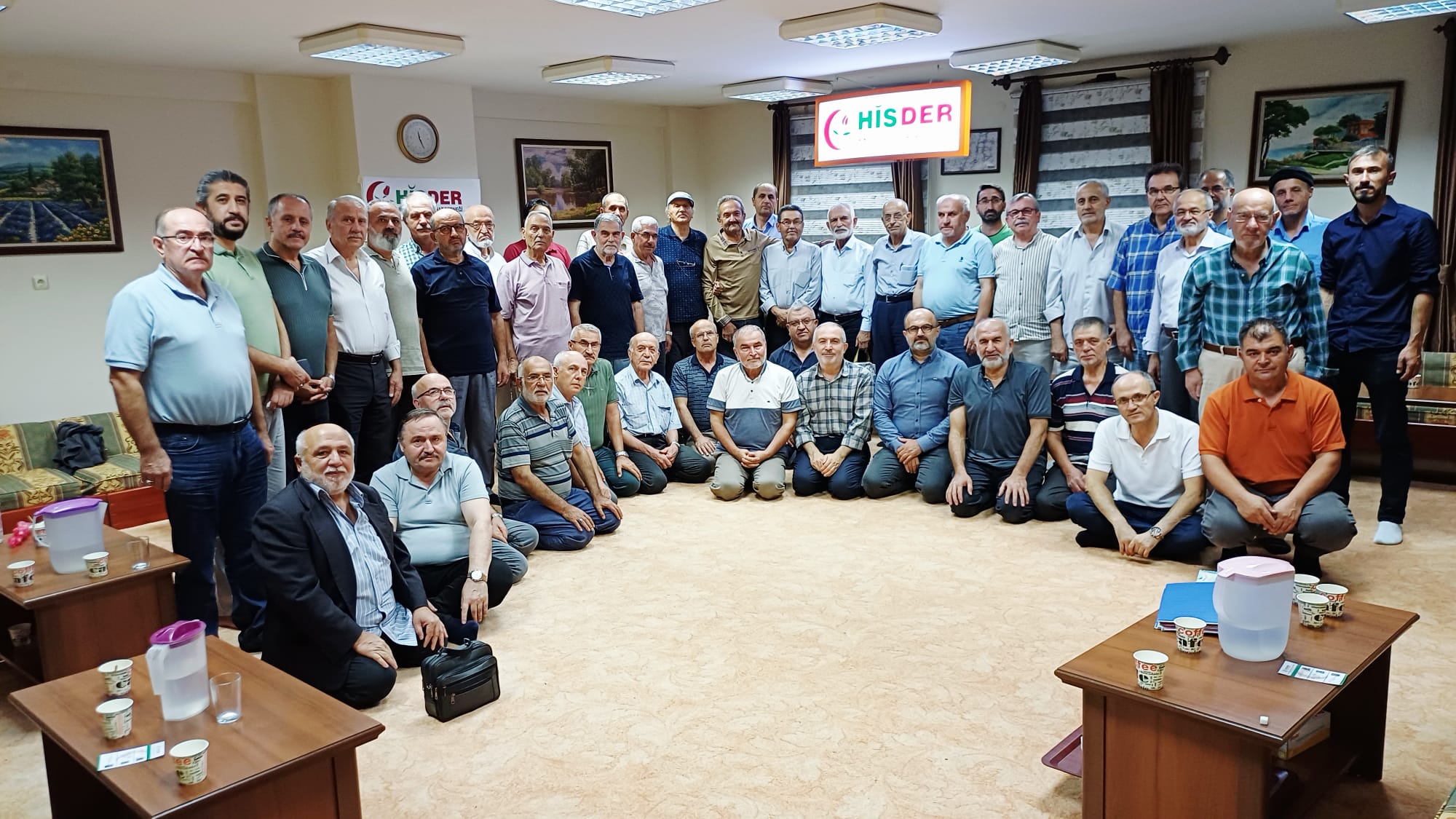 Darbeci anlayışa milletçe karşı koymalıyız