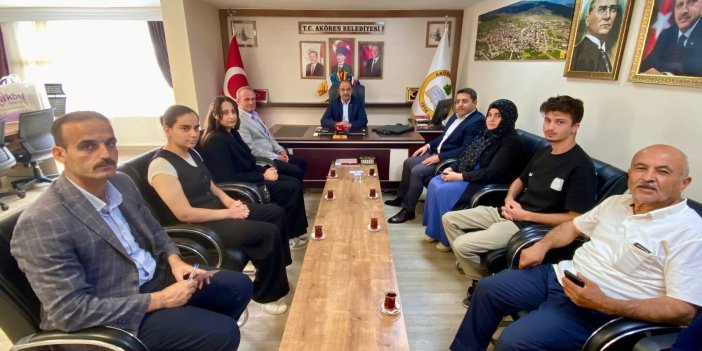 Akören'in gururlarına tebrik