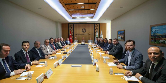 Meram'da yatırımlar ve projeler Bursa heyetiyle paylaşldı