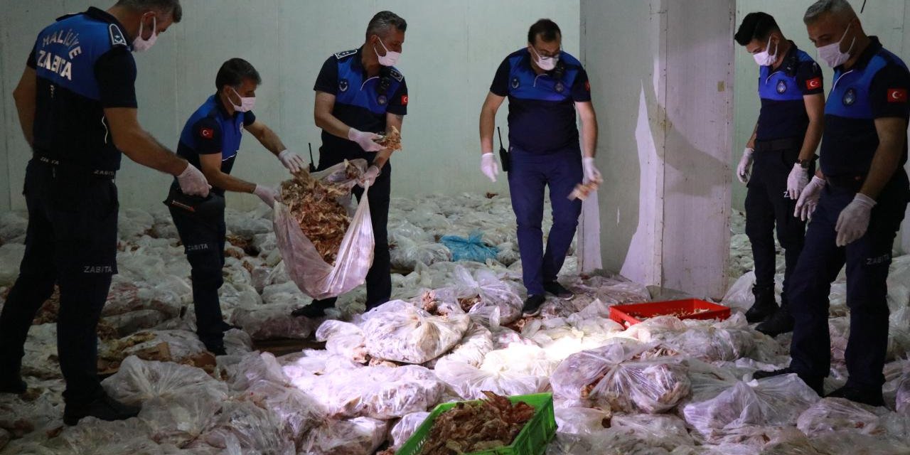 10 ton etiketsiz tavuk ele geçirildi