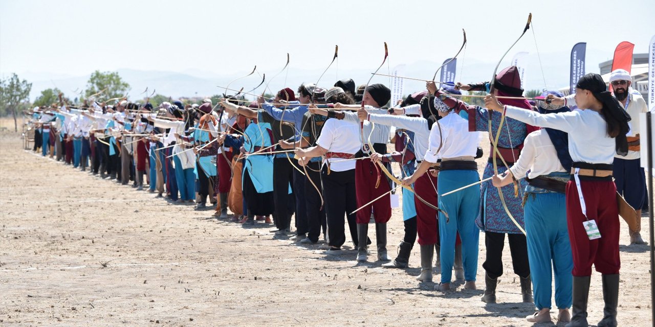 240 okçu Konya'da mücadele edecek