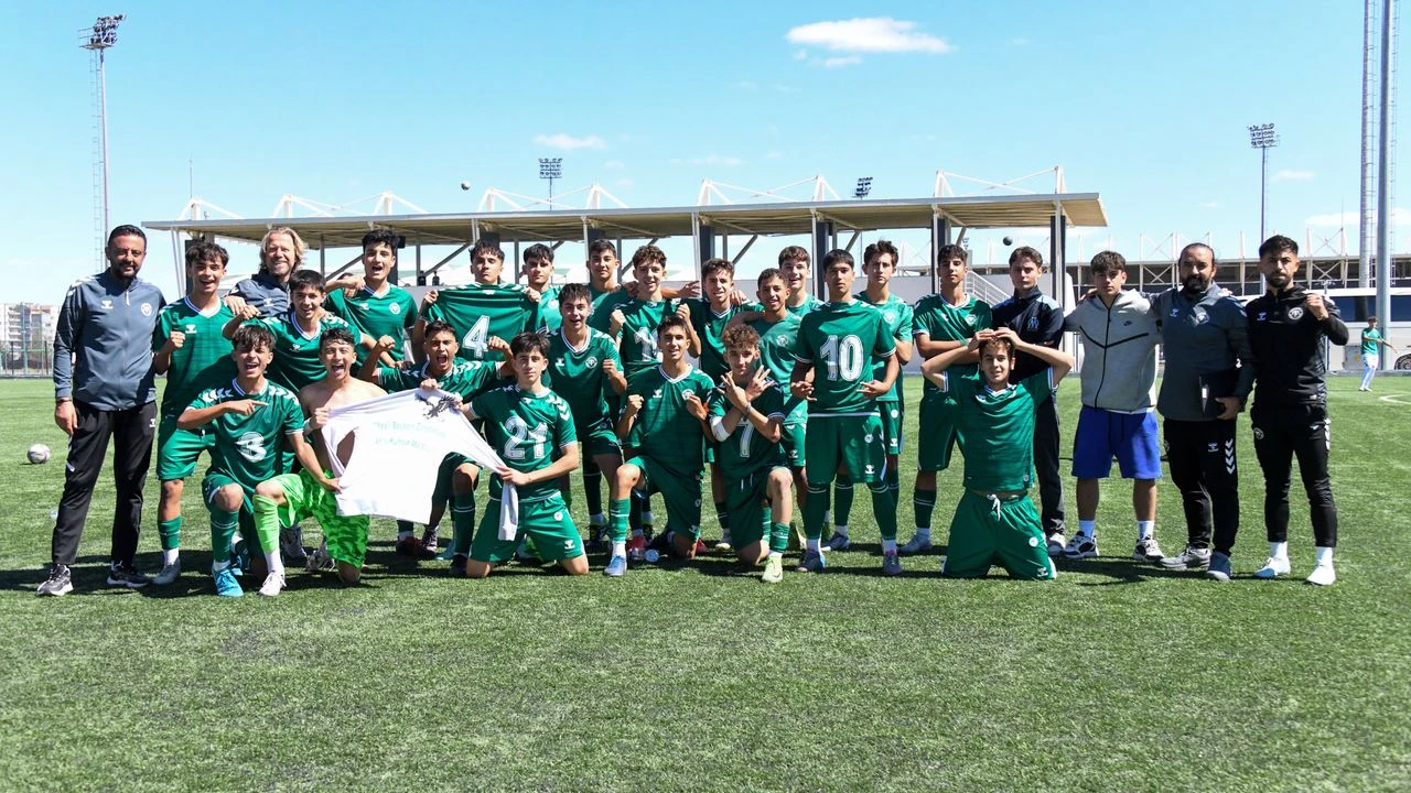 Konyaspor U16 ve U17 Antalyaspor'u ağırladı