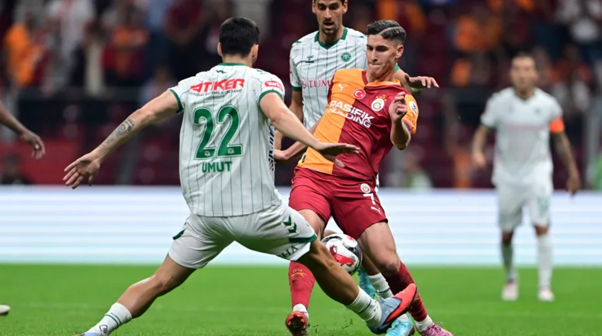 Galatasaray-Konyaspor maçındaki tartışmalı pozisyonlar değerlendirildi!