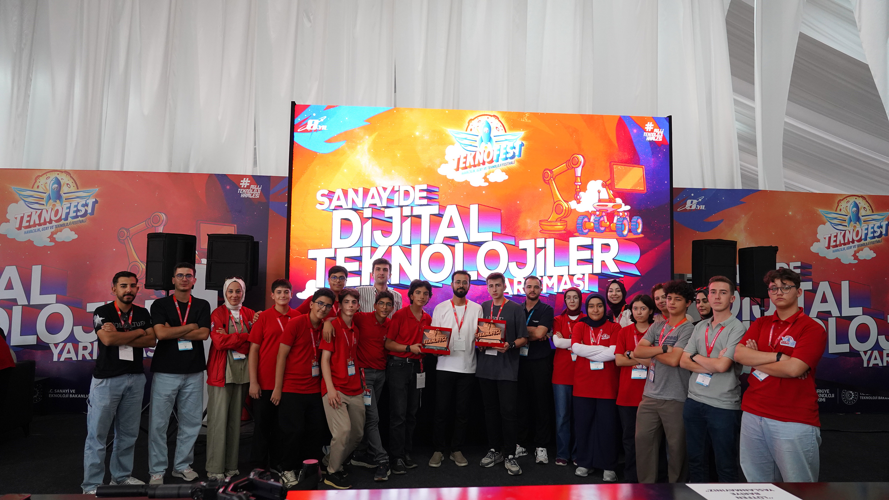 Bilim Konya Teknofest'ten 3 ödülle döndü