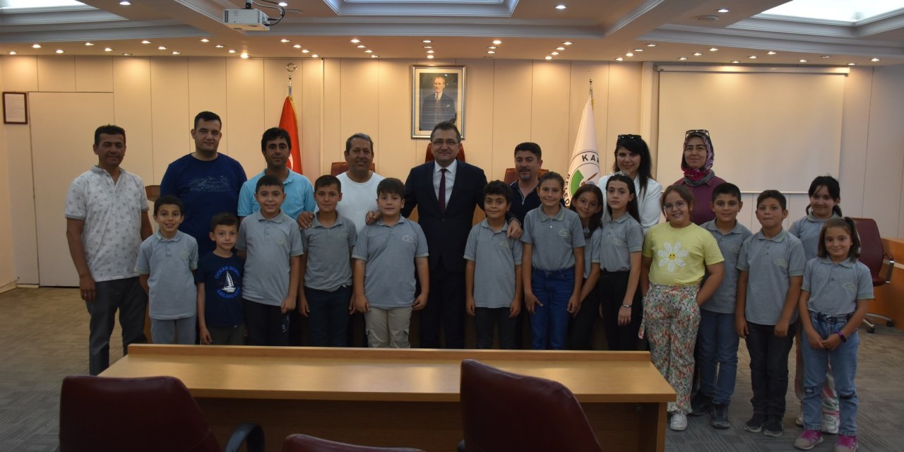 Minik öğrencilerden Başkan Önal’a ziyaret