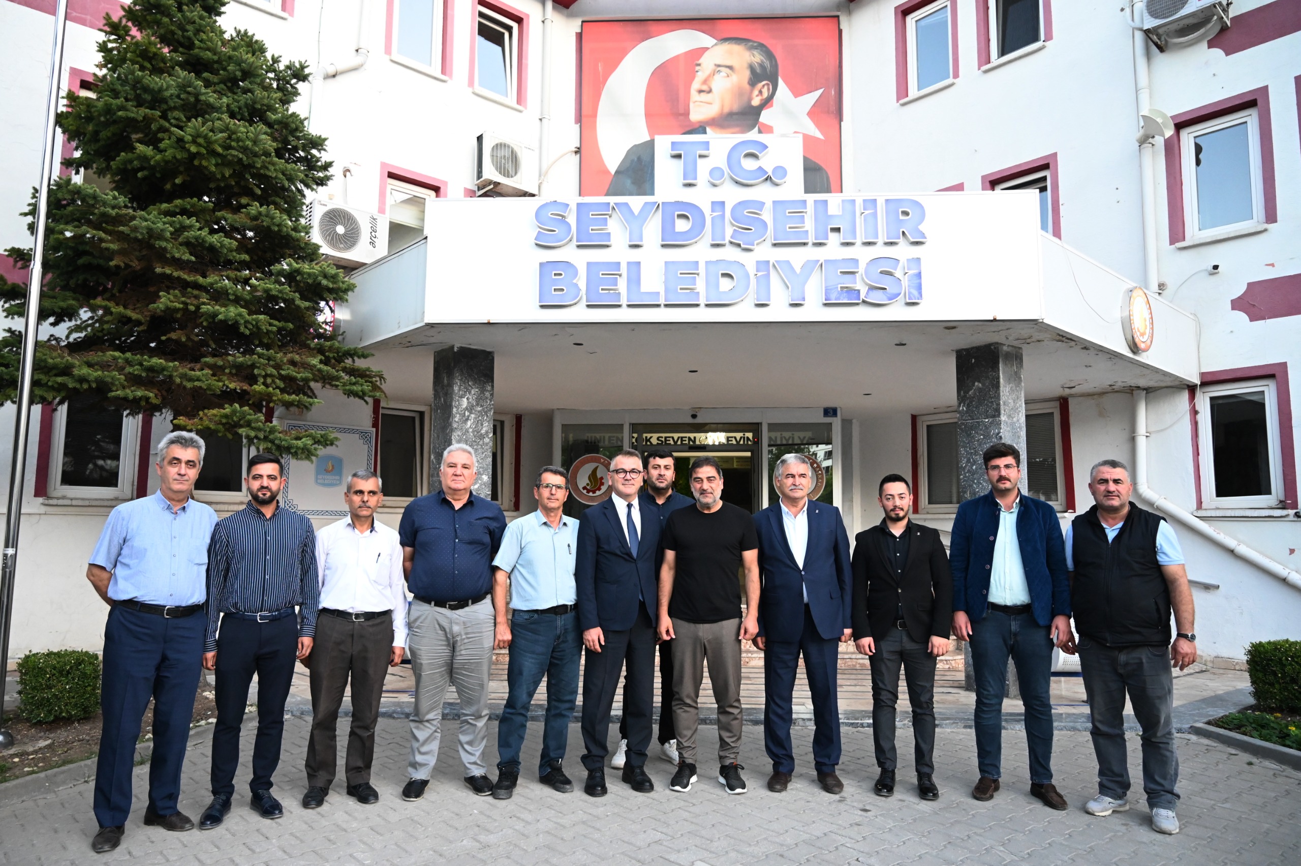 AK Parti Milletvekili Karaman'dan Başkan Ustaoğlu'na ziyaret