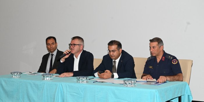 Kaymakam Kıyıcı ve Başkan Ustaoğlu Muhtarlarla bir araya geldi