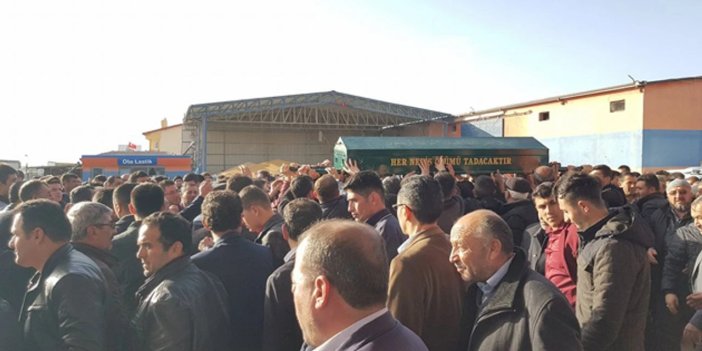 Büyük acı! Konya'da trafik kazasında hayatını kaybeden ikiz kardeşler defnedildi