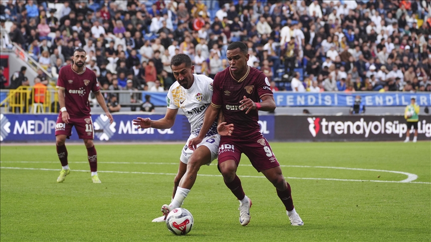 Eyüpspor ile Göztepe berabere kaldı