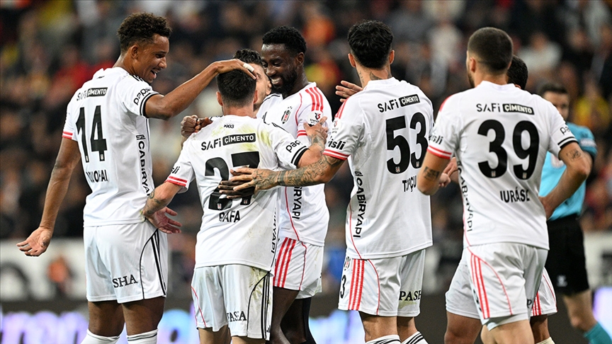 Beşiktaş, Süper Lig'de yarın Kocaelispor'u konuk edecek