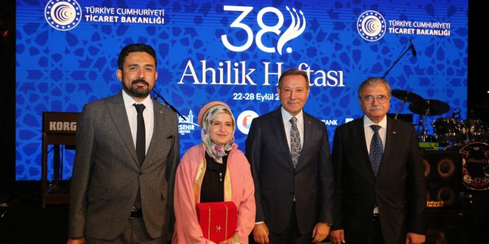 2025 Yılının Türkiye Çırağı seçilen Rahime Nur Altın oldu