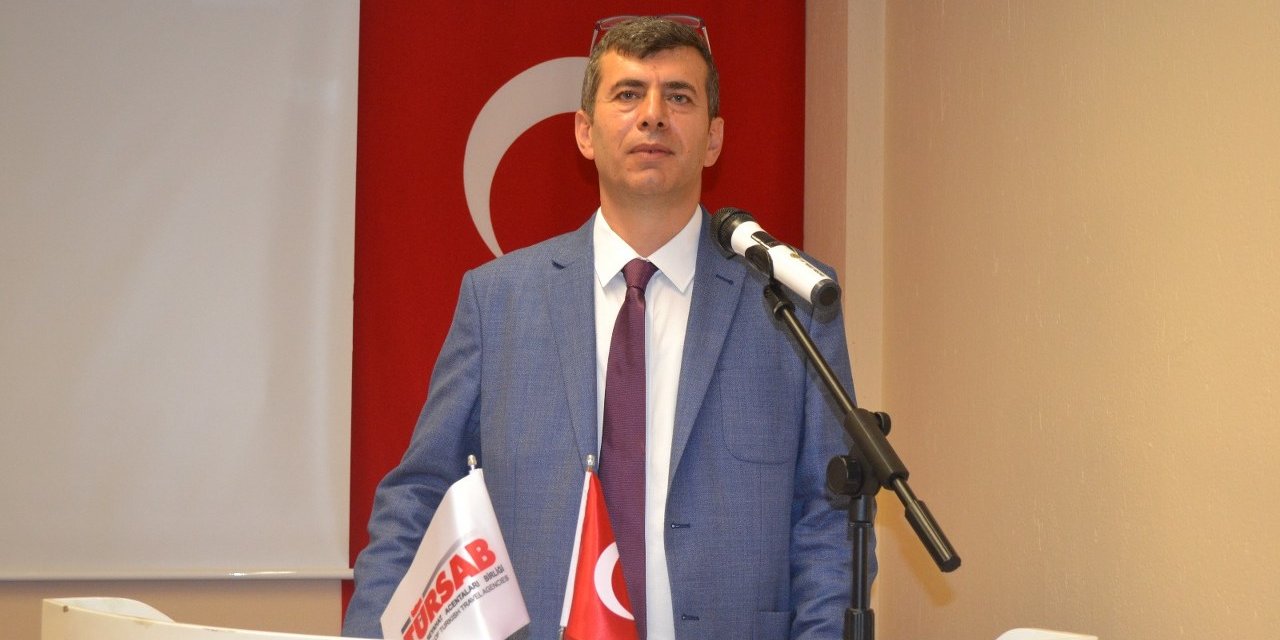Karahan:  Bayramlar, bir arada kucaklaşma duygusunun tazelendiği günlerdir