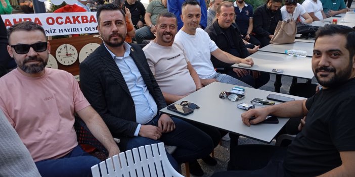 Başkan, dostlarıyla birlikte