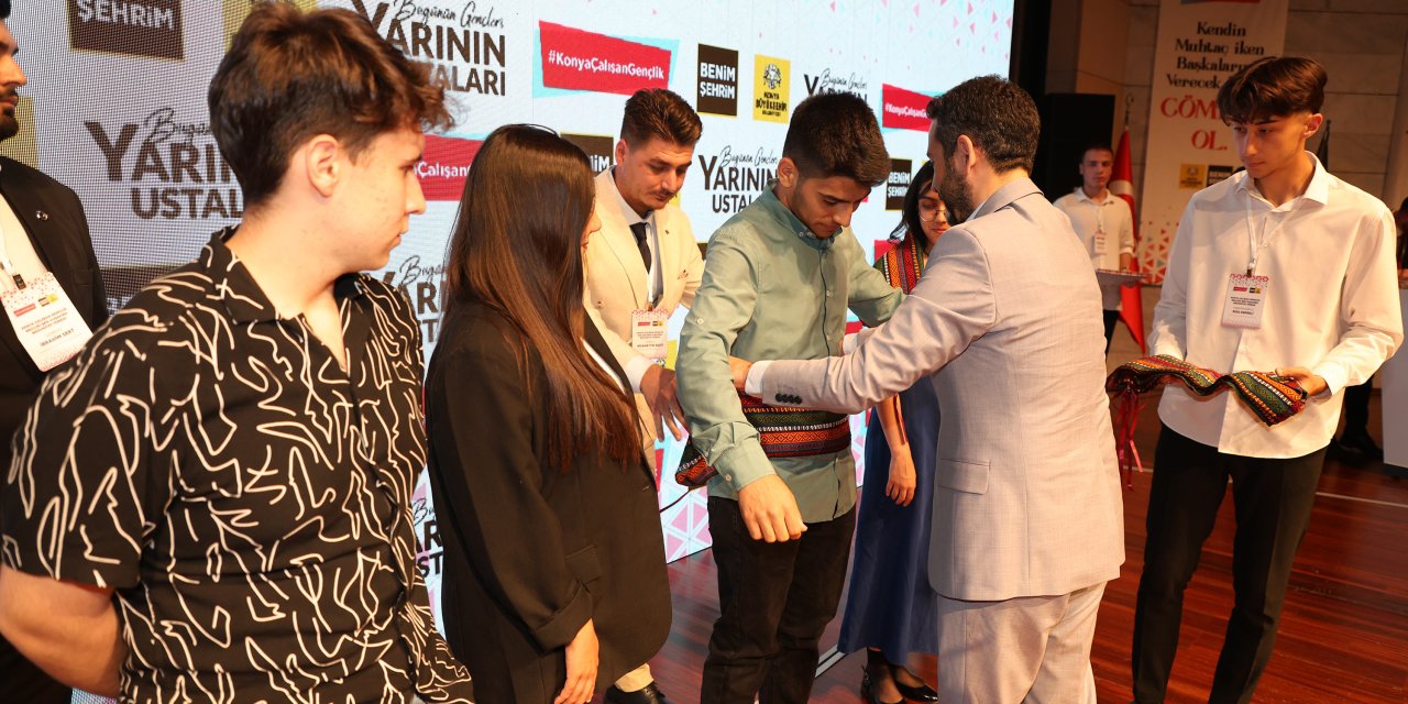 Konya'da öğrenciler için şed kuşanma töreni düzenlendi