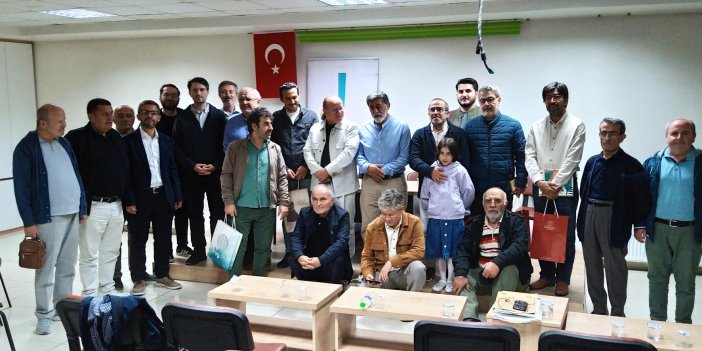 Mahalle Mektebi şehri temsil ediyor