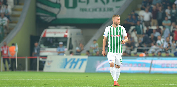 Konyaspor’dan efsane futbolcusu Skubic’e kutlama