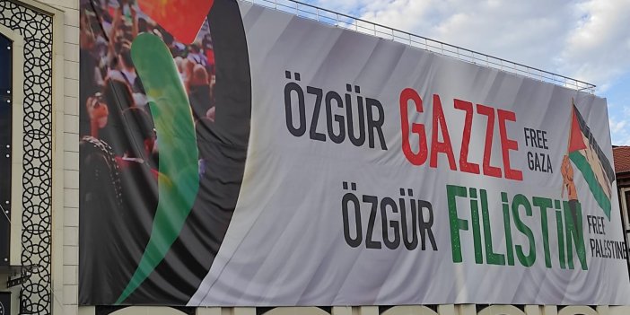 Konya'dan Filistin ve Gazze'ye bayraklı destek
