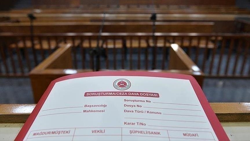 Kendisini savcı olarak tanıtıp menfaat sağladığı öne sürülen sanığa dava