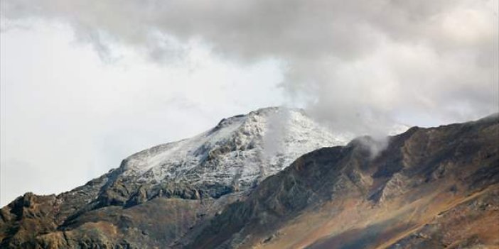 Konya'ya yılın ilk karı yağdı