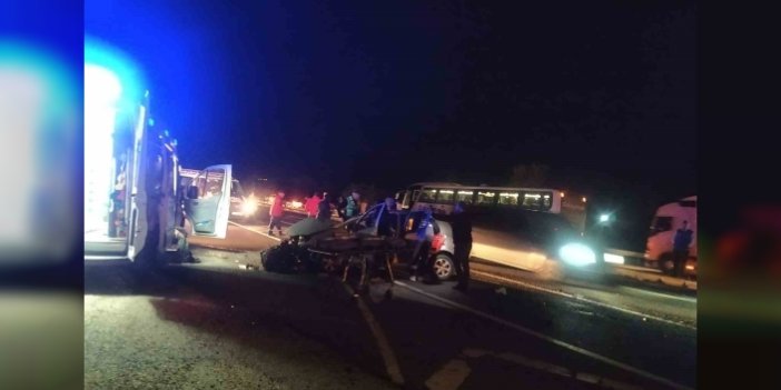 Konya'da otobüs ile otomobil çarpıştı, 2 kişi yaralandı