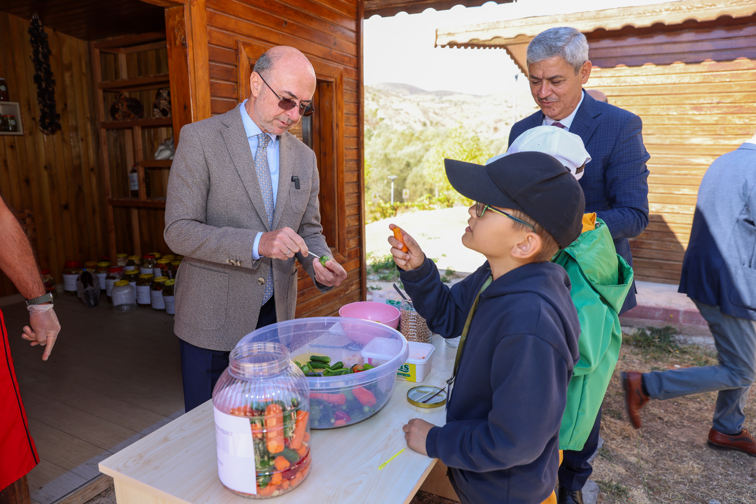 Başkan Pekyatırmacı Sille Tabiat Okulu’nda öğrencilerle bir araya geldi