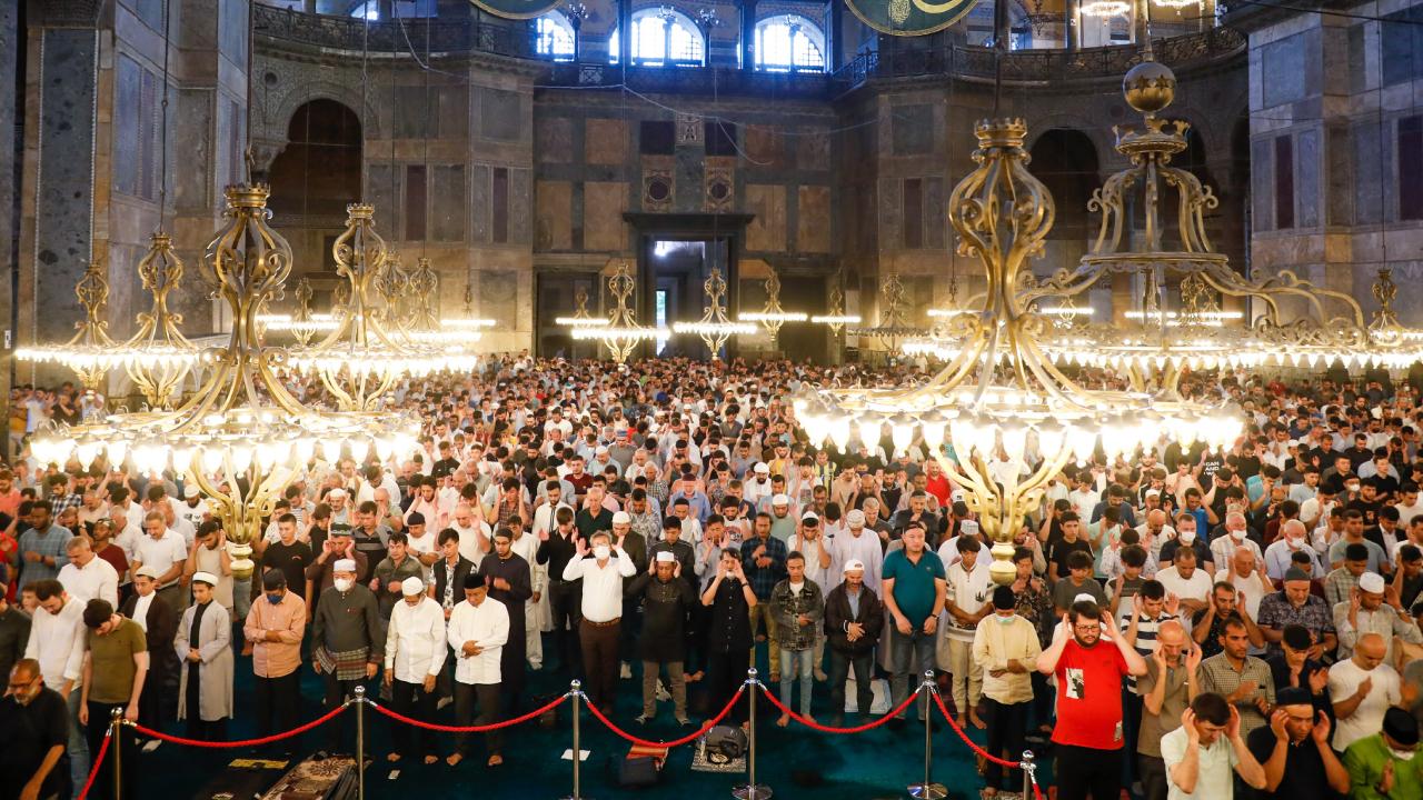 İşte il il bayram namazı saatleri