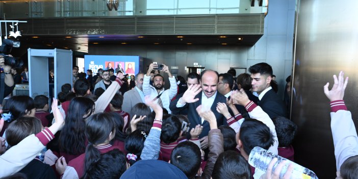 Konya Büyükşehir Belediye Başkanı Altay kitapseverleri davet etti