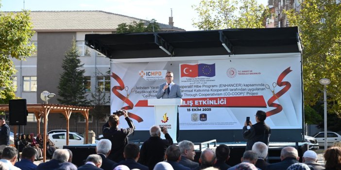 Seydişehir belediyesi tarım makinaları ve ekipmanları düzenlenen törenle hizmete alındı