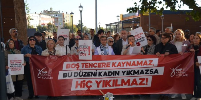 CHP’li kadınlardan, boş tencereli eylem ve basın açıklaması