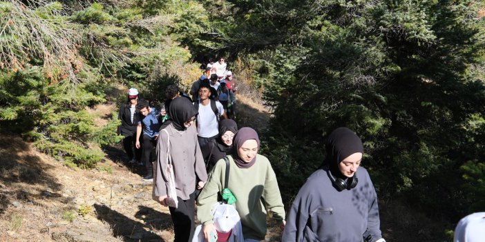 Üniversite öğrencileri tarihi Homonada yolunda yürüyüş yaptı