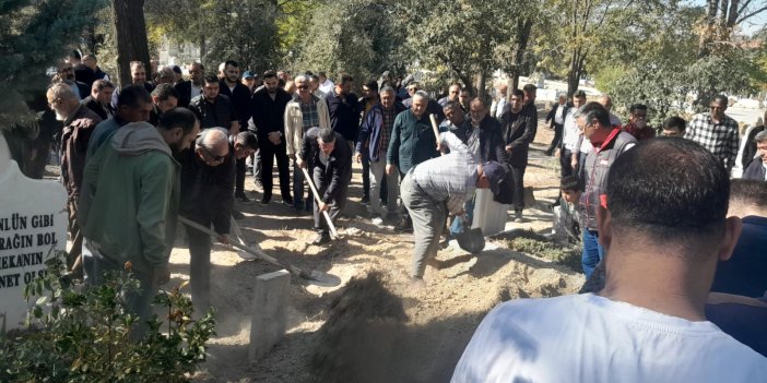 Karapınar Belediyespor’un eski başkanı Ayhan Sözen hayatını kaybetti