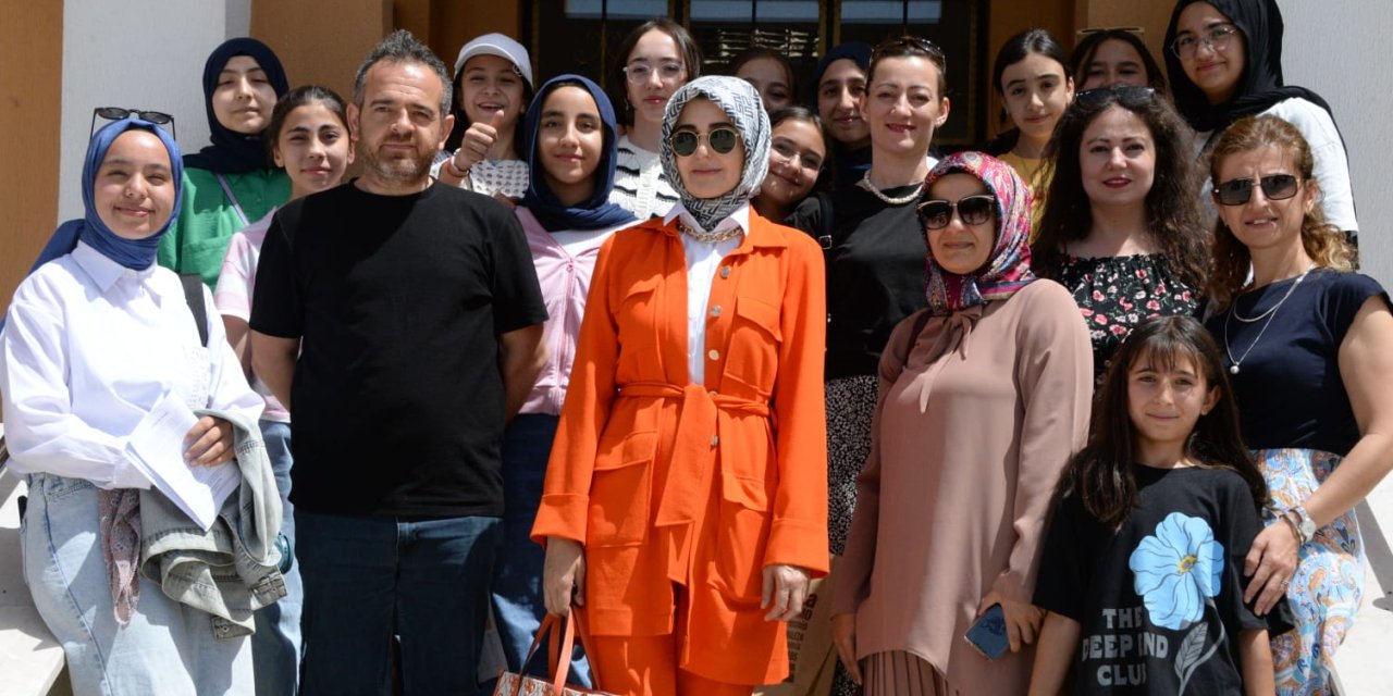 Prof. Dr. Ömer Dinçer Kız İHL'de mezuniyet coşkusu