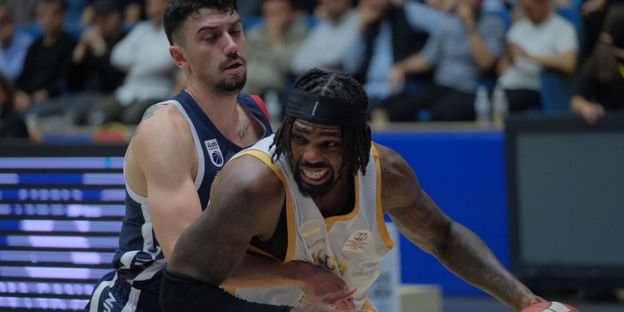Büyükşehir Belediyespor Basketbol Ve Voleybolda Yenilgi Yüzü Görmüyor