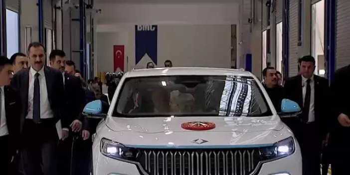 İlk kez görücüye çıktı! Cumhurbaşkanı Erdoğan Altay Tankı törenine limuzin Togg'la geldi