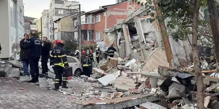Kocaeli'de 6 katlı bina çöktüşünün ardından arama-kurtarma çalışması başlatıldı