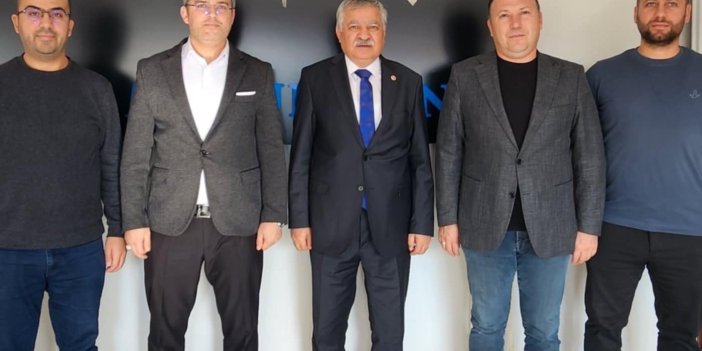 Milletvekili Selvi’den Büro Memur-Sen’e ziyaret