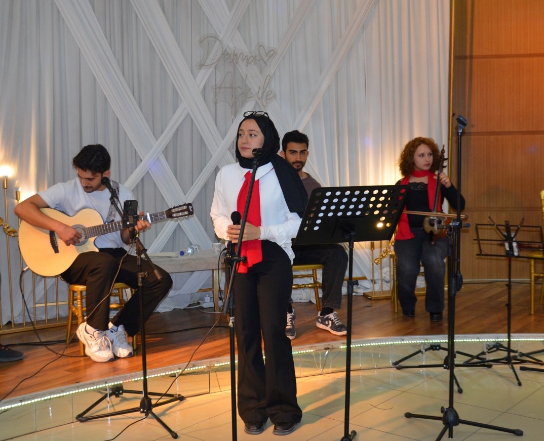 ÇYDD Konya şubesi Cumhuriyet bayramını kutladı