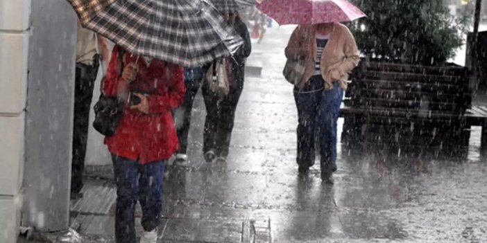 Meteoroloji verileri güncelledi! Sıcaklıklar artıyor ama uzun sürmeyecek! 3 gün sonra hava tersine dönüyor