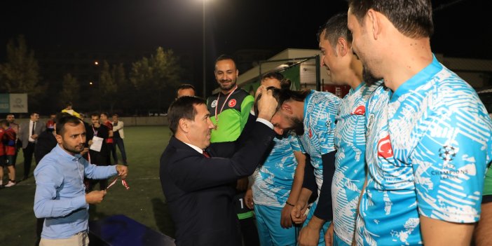 Karatay'da spor önceliği! Birimler arası futbol turnuvası sona erdi