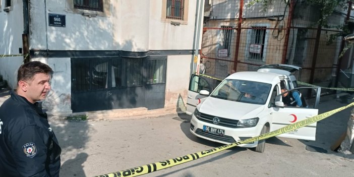 Yemek dağıtan Kızılay çalışanı, tabanca ile vuruldu