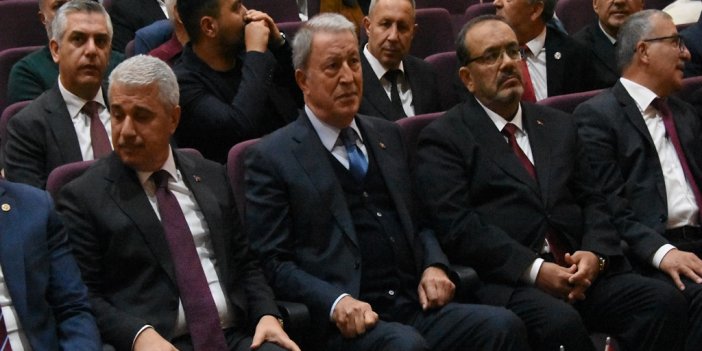 Hulusi Akar: Terör belasından asil milletimizi kurtaracağız