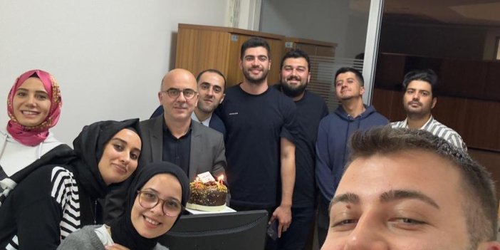 Reşit Bey yeni yaşını kutladı