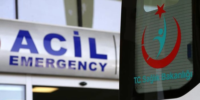 Konya'da hafif ticari araçla otomobilin çarpıştığı kazada 5 kişi yaralandı