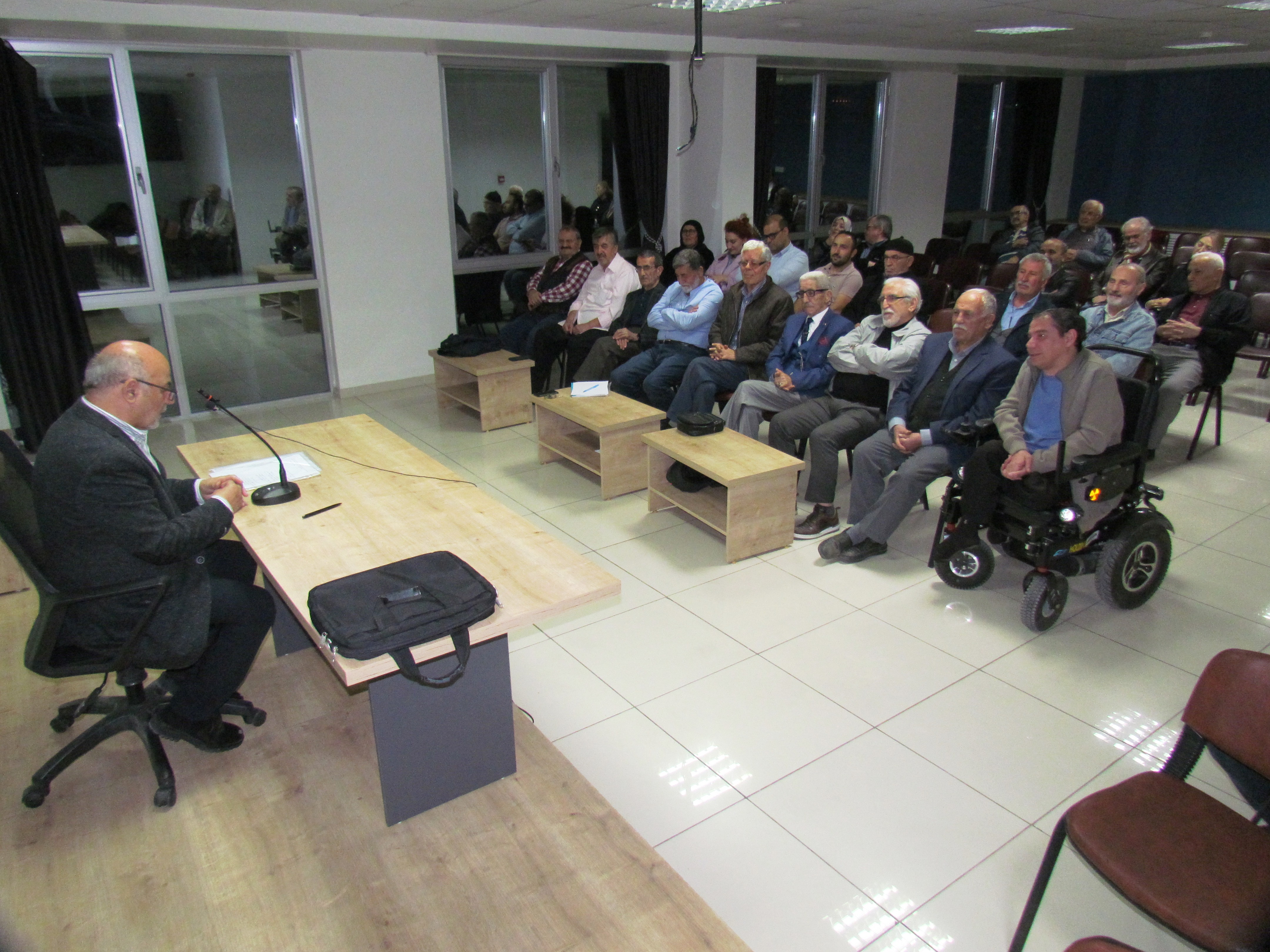 Konya Aydınlar Ocağı’nın bu haftaki konuğu şair yazar Osman Uzunkaya oldu