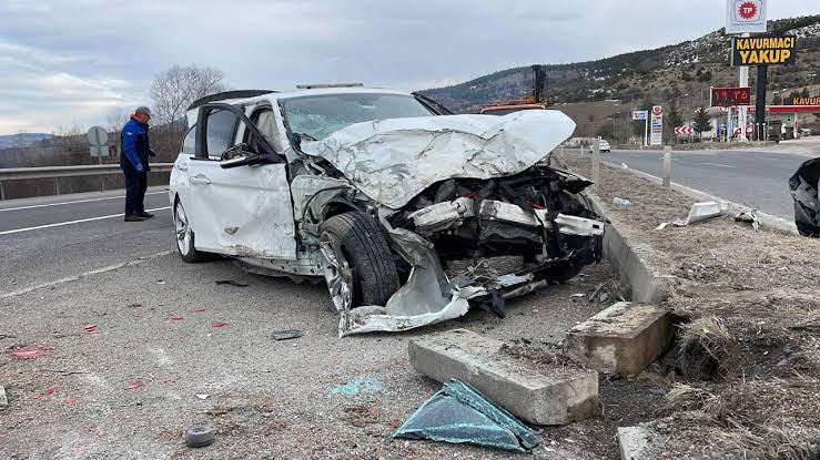 Kurban Bayramı tatilinin ilk 2 günü trafik kazalarında 16 kişi hayatını kaybetti