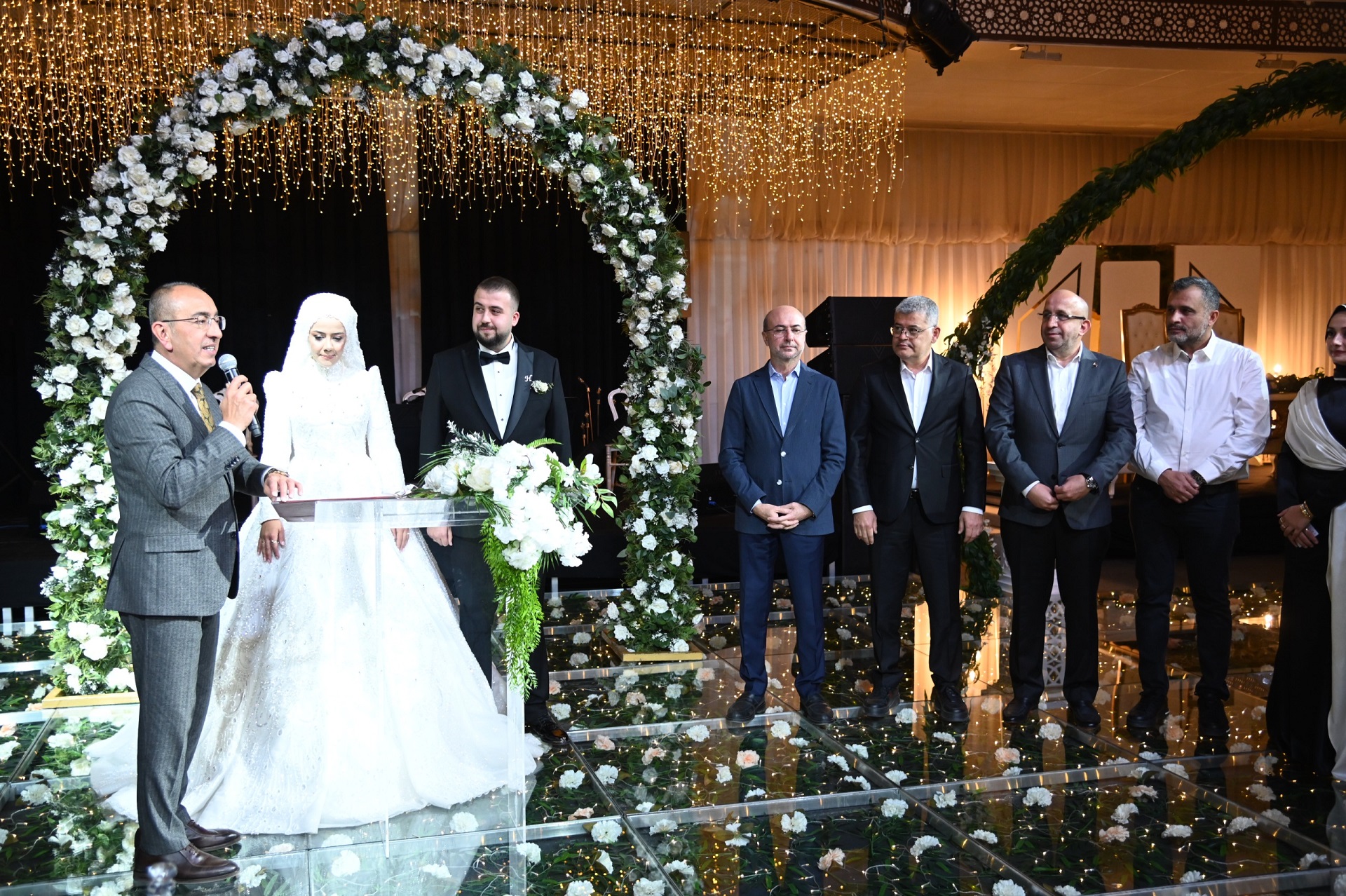 Hanife Nur ve İzzet Can mutluluğa ‘evet’ dedi