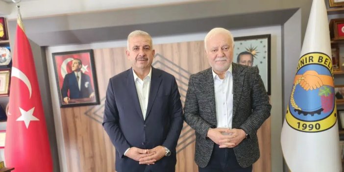 Nihat Hatipoğlu Konya'da: Vatandaş yoğun ilgi gösterdi!