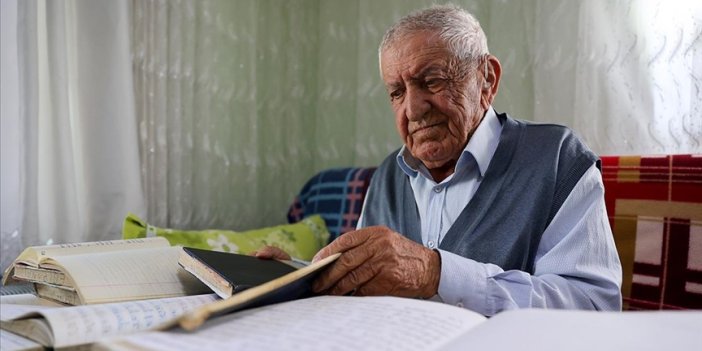 Konya'da kendi çabasıyla okuma yazma öğrenen şair, şiirlerine sahip çıkılmasını istiyor