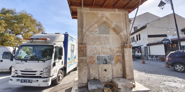 Tarihi Güldandede çeşmesi yine tahrip edilmiş.